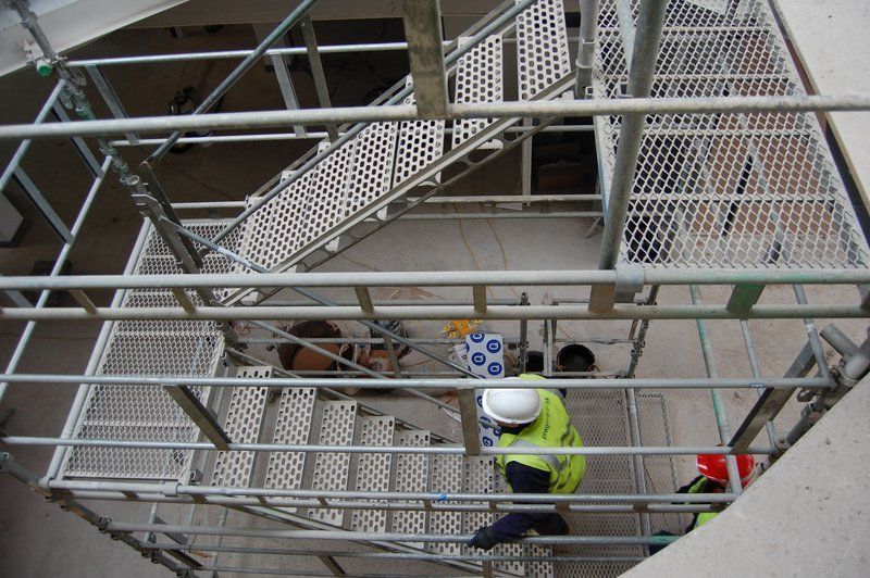ESCALERA ANDAMIOS