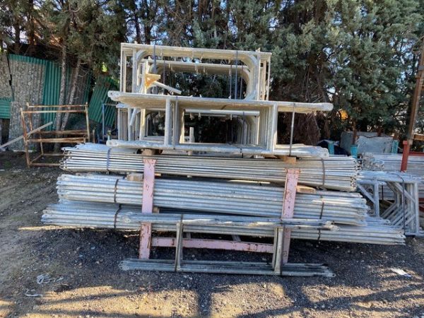 Lote andamios 600